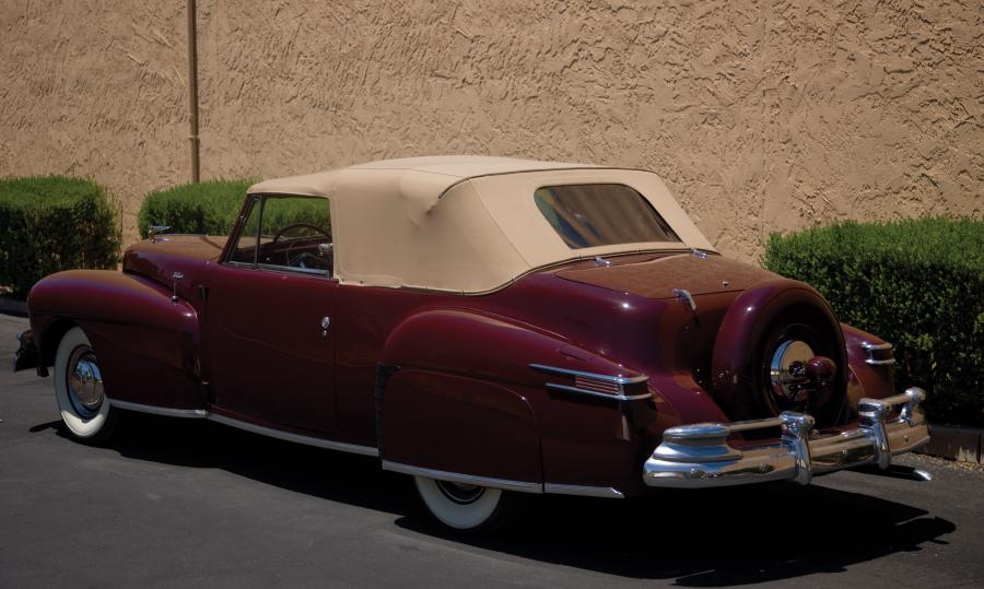  Lincoln Continental Convertible 1946 года  (фото 9 из 9)
